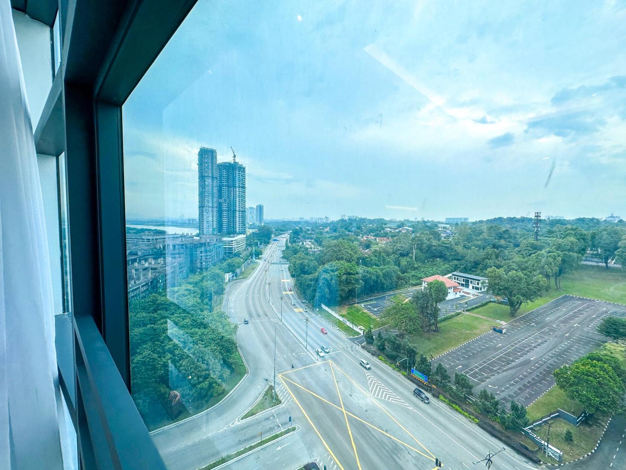 Country Garden Seaview Suite By Nest Home At Danga Bay Johor Bahru Exteriör bild