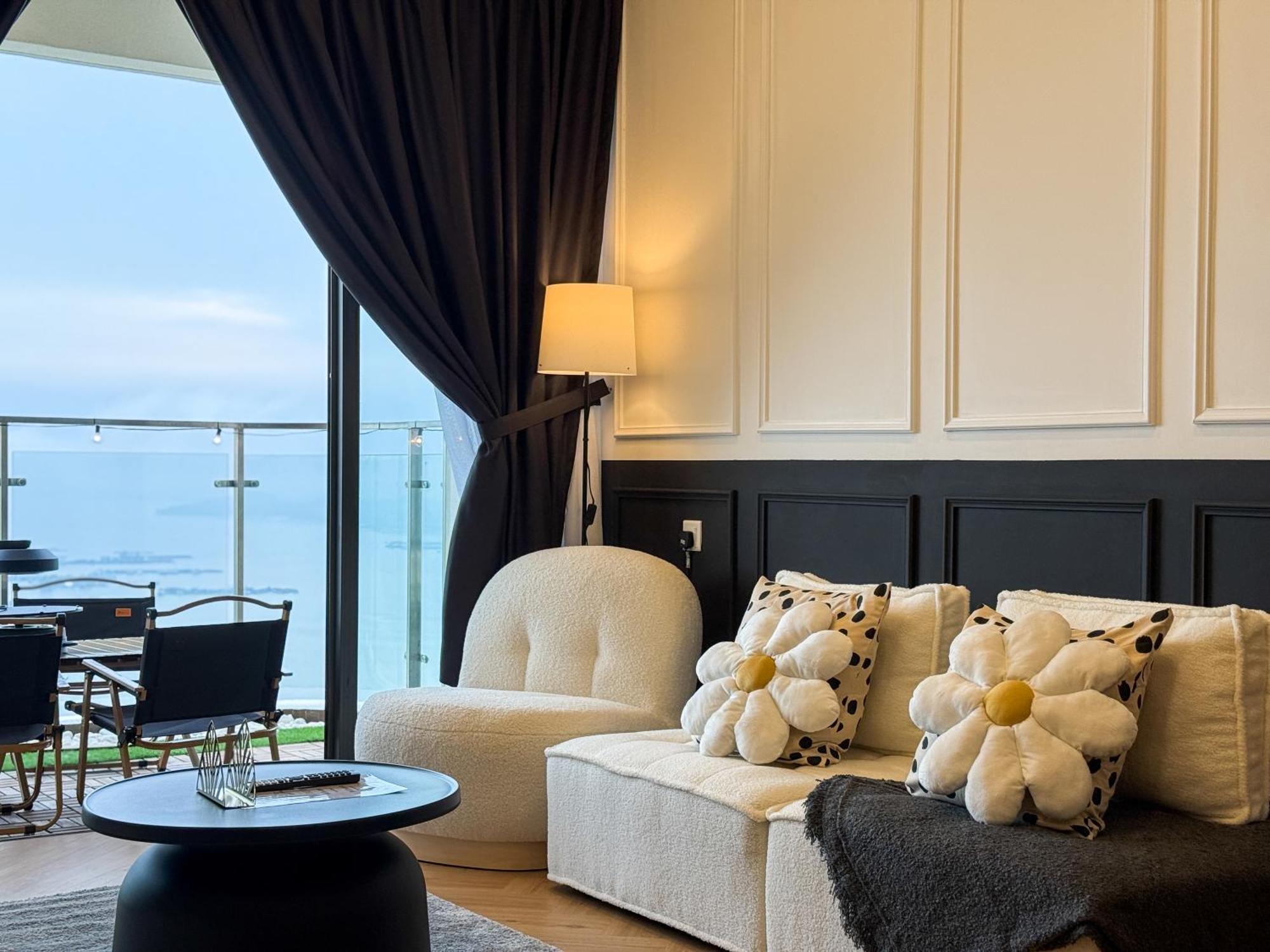 Country Garden Seaview Suite By Nest Home At Danga Bay Johor Bahru Exteriör bild